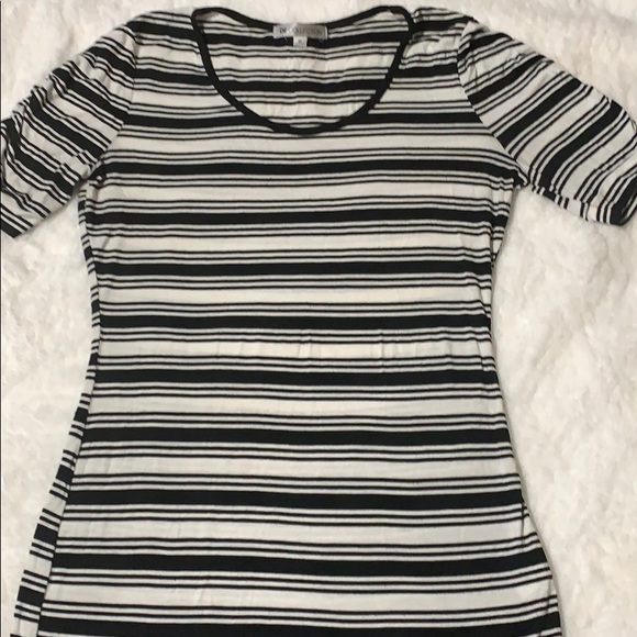 Black & White Striped Top , Size M - Picture 1 of 2